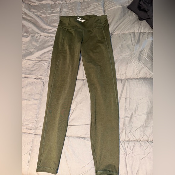 Target All In Motion leggings bundle - Picture 3 of 6